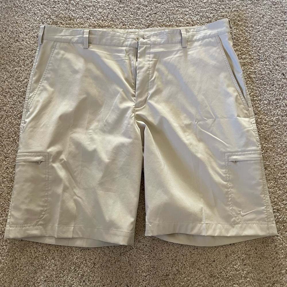 Men's Nike Golf Dri-FIT Light Tan Shorts